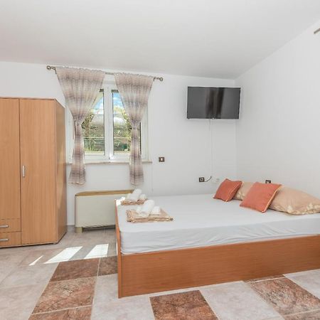 Villa Bozica - Sea View Stone Villa With Free Parking Makarska Exterior photo