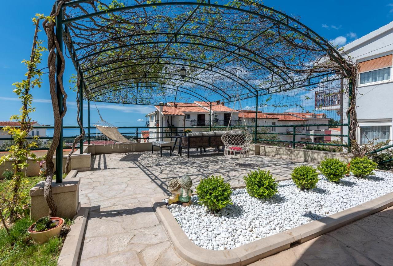 Villa Bozica - Sea View Stone Villa With Free Parking Makarska Exterior photo